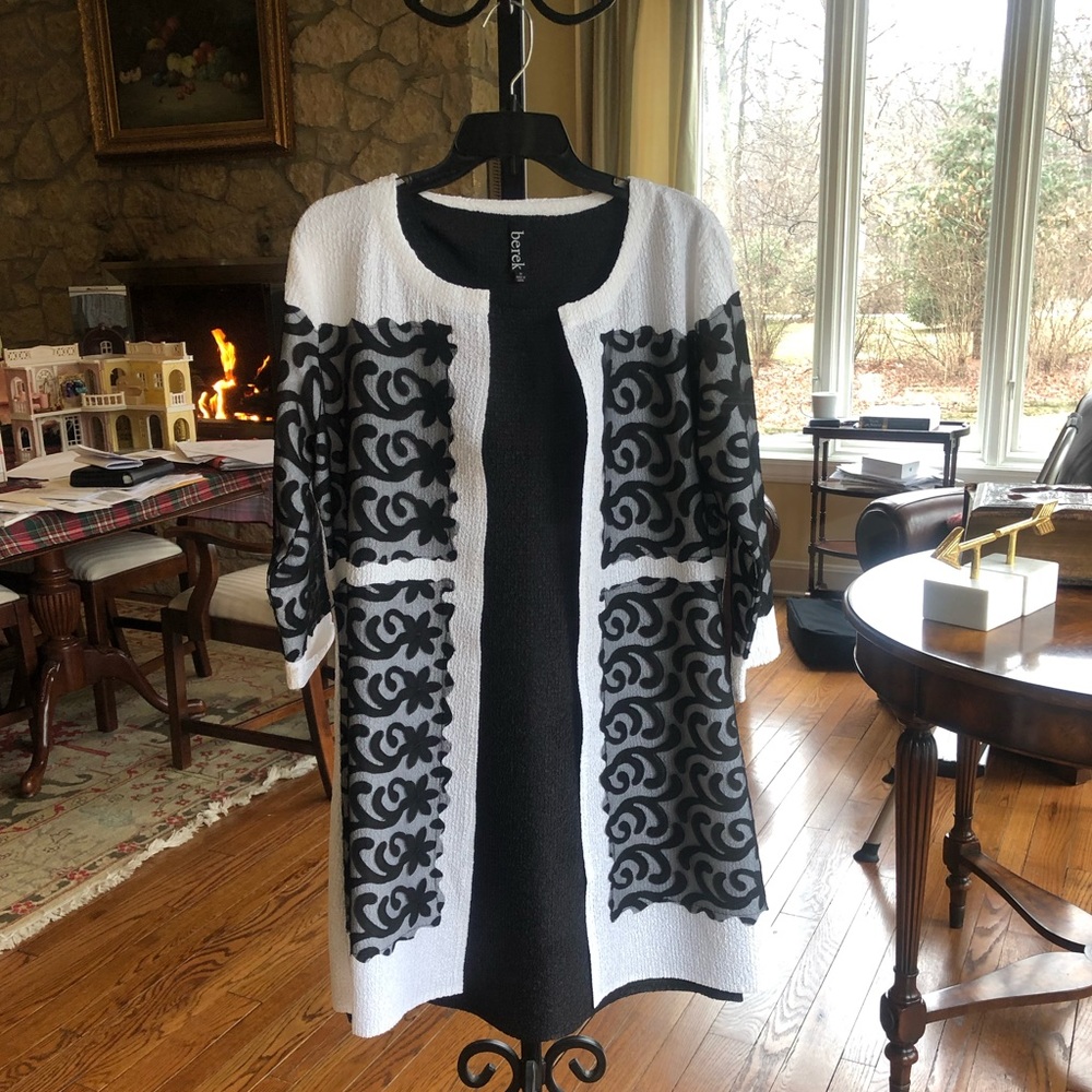 Berek 2 piece white with black overlay dress. NWOT